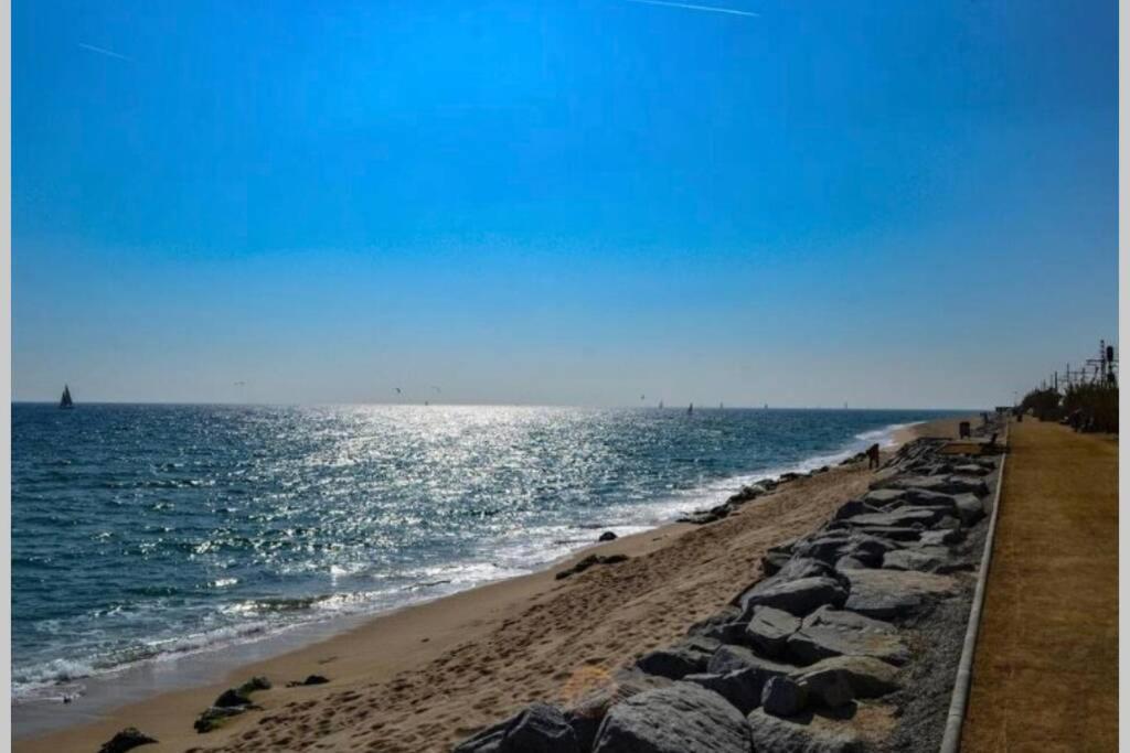Residencial Costamar Next Bcn, 50M Beach With Swimming Pool Cabrera de Mar Zewnętrze zdjęcie